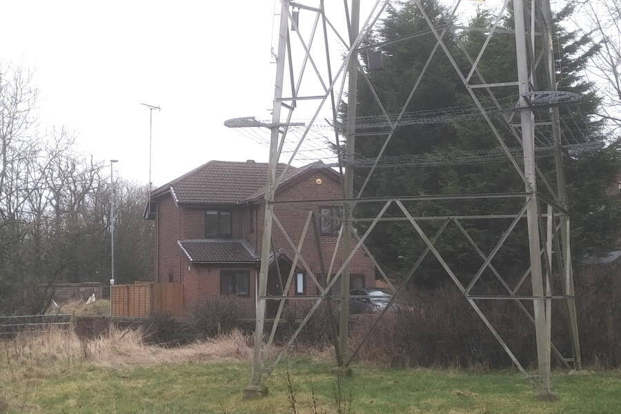 Selling house near power lines