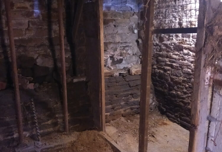 Sell house to developer in bad condition