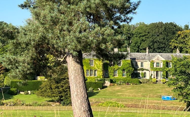 Furnished holiday let house