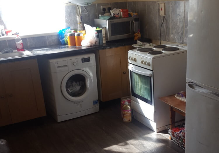Park home - kitchen
