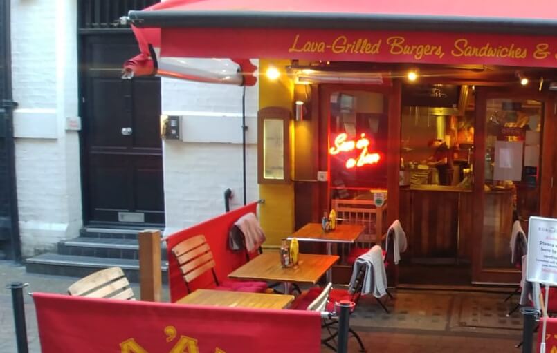 Restaurant for sale in town centre
