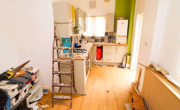 Sell flat with half-finished kitchen