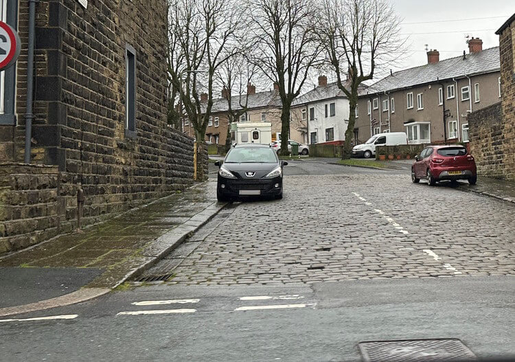Selling house at a junction