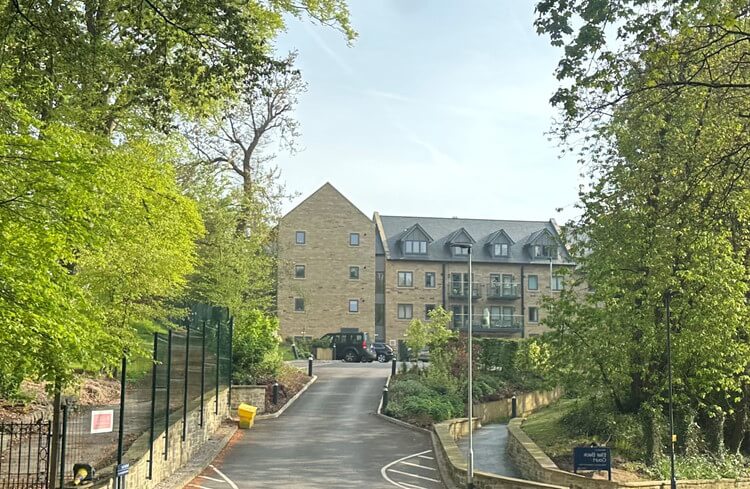 Sell uninsurable property