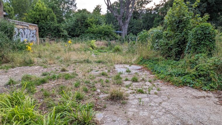 Selling brownfield site with planning