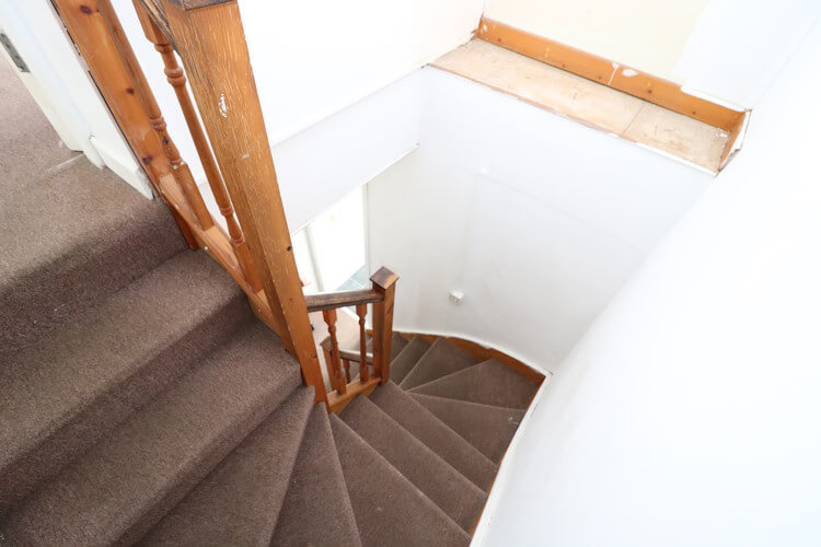 Sell duplex flat