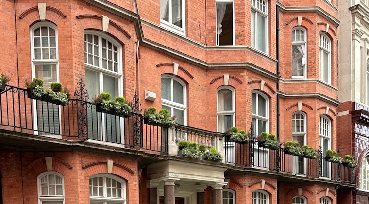 Sell a mansion block flat