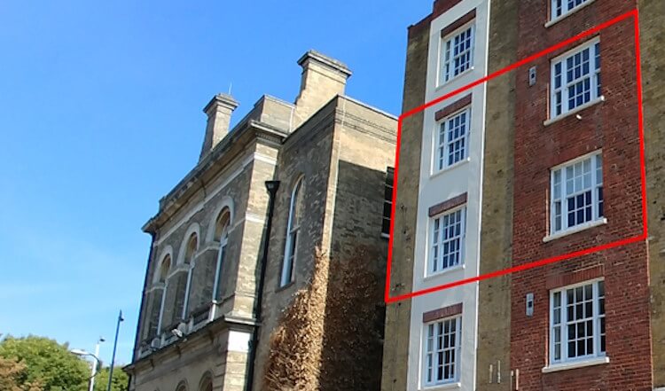 Selling a duplex flat