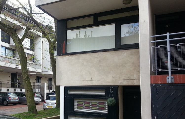 Selling property with a defective lease