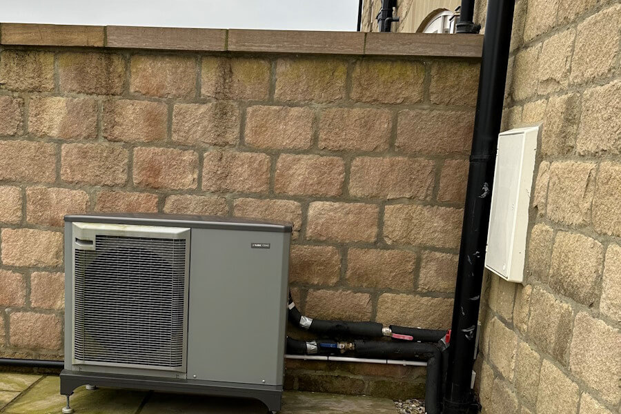 Selling house with a heat pump