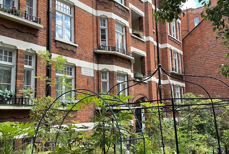 Selling a Peabody flat