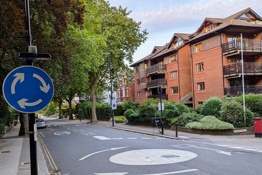 Selling property on a roundabout